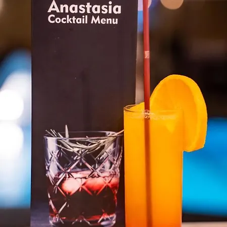 Anastasia Luxury Apts أموبي