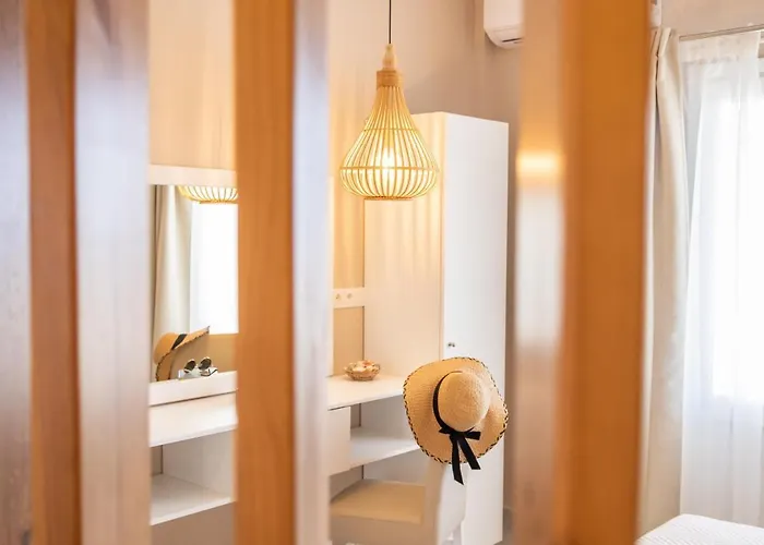 Anastasia Luxury Apts 호텔 아무피